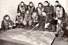 Briefing of bomber pilots